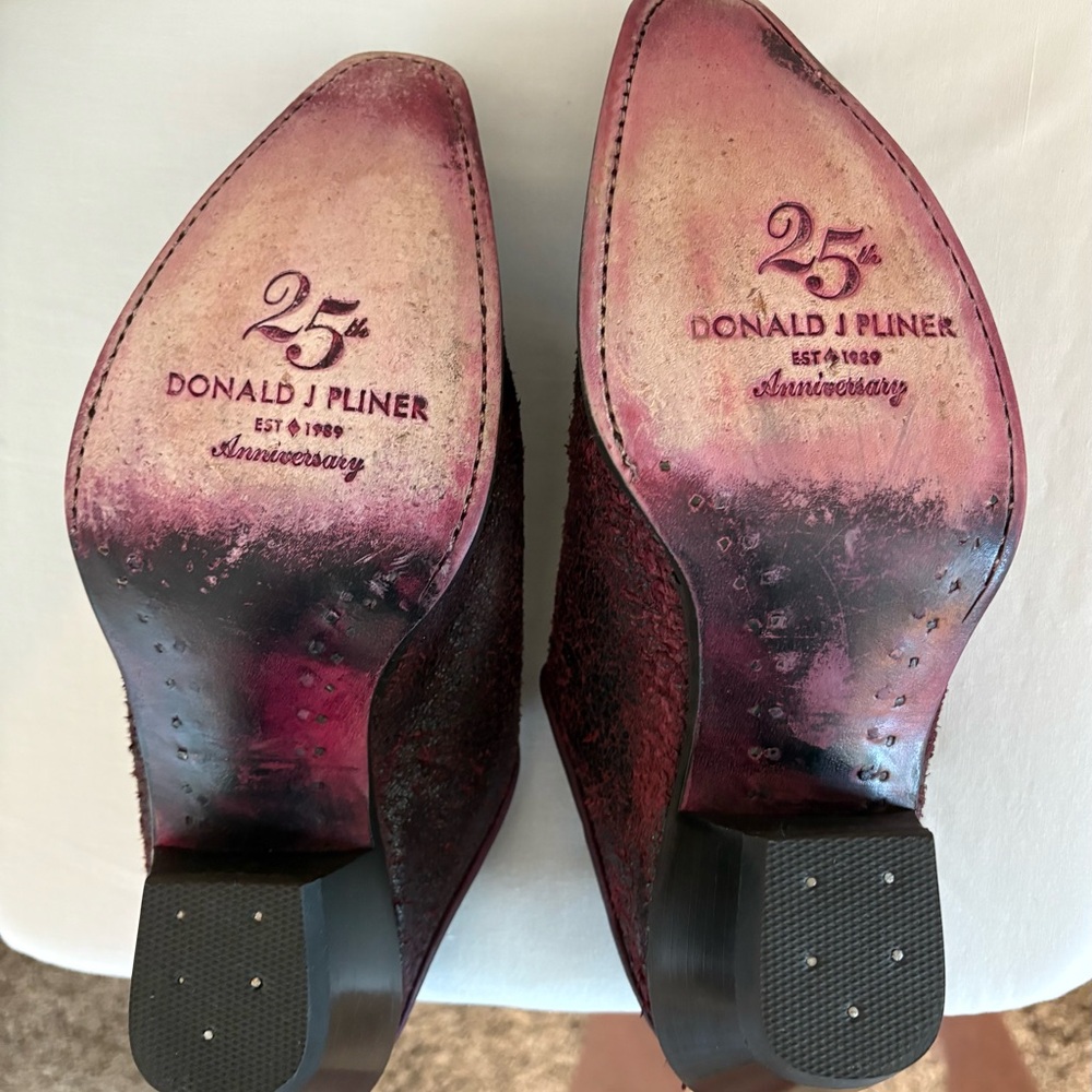 Donald J Pliner 25th Anniversary Red Distressed Leather Mule Square Toe SZ 7.5 - Picture 7 of 8